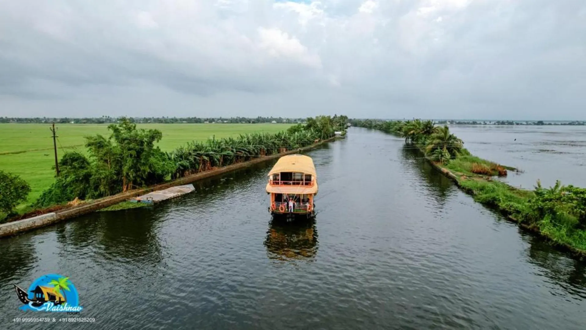 Hotel Vaishnav Tours Alappuzha Indien